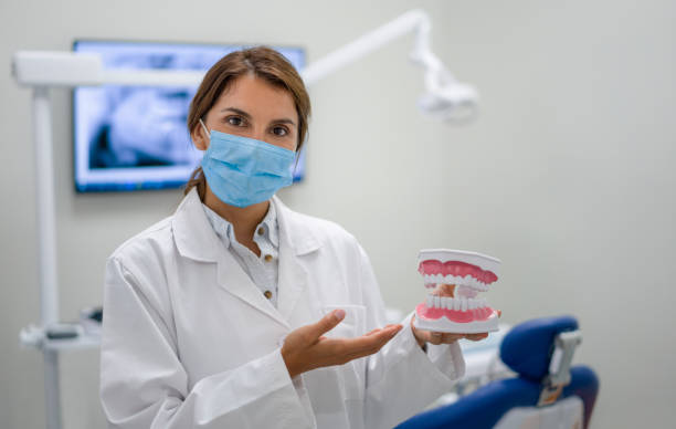 Best Cracked Tooth Emergency Dentist  in Niles, OH